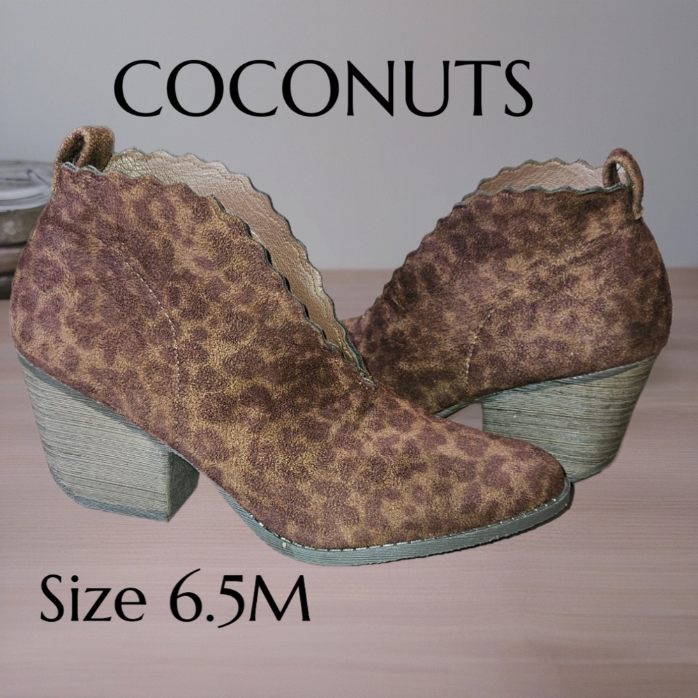 Coconuts by Matisse Leopard Print Ankle Booties Block Heel Women's Size 6.5M